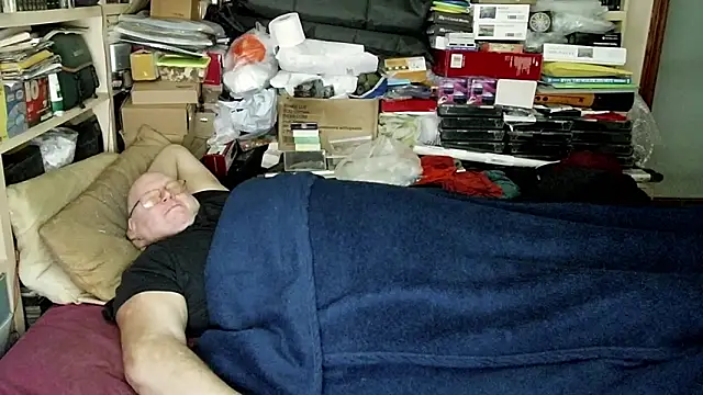 hadeszeuss2 online show from January 2025 05:30:01 PM