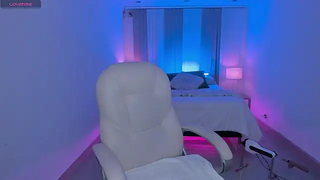 lenah smith online show from January 2025 11:04:02 AM