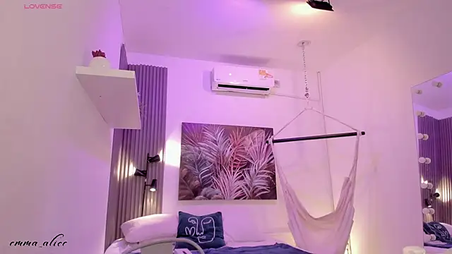 emma alice  online show from October 2025 12:14:02 PM