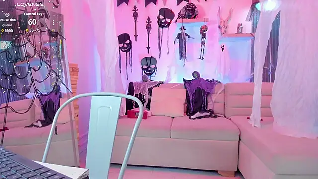 emma alice  online show from October 2025 12:06:01 PM