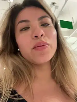 Karen San Miguel online show from December 2024 05:44:01 PM