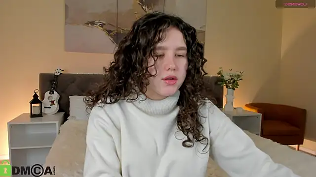 Ariella Sol online show from October 2025 01:05:01 AM