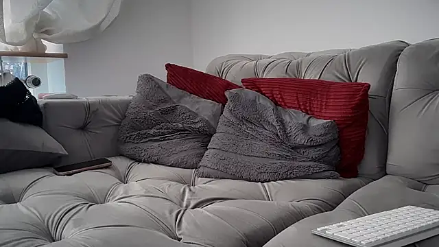 iam valentinadoll online show from March 2025 12:04:01 PM