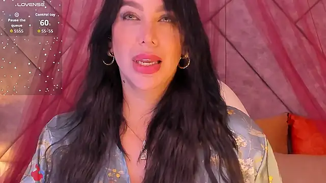 Snapshot of samara_alabii chatting on October 2025 12:24:01 PM samara alabii online show from October 2025 12:24:01 PM