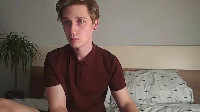 Snapshot of Shirizi chatting on October 2025 08:53:02 PM Shirizi online show from October 2025 08:53:02 PM