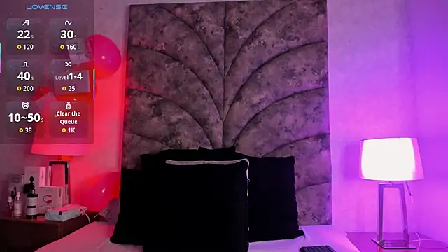 Ari Baker online show from November 2025 07:59:01 PM