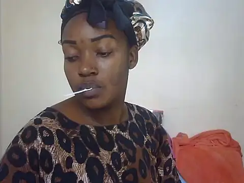 Snapshot of Sexy_racy_rebel_ chatting on October 2025 12:04:02 PM Sexy racy rebel online show from October 2025 12:04:02 PM