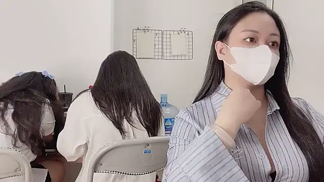 Bamboo Swetie online show from October 2025 01:54:01 PM