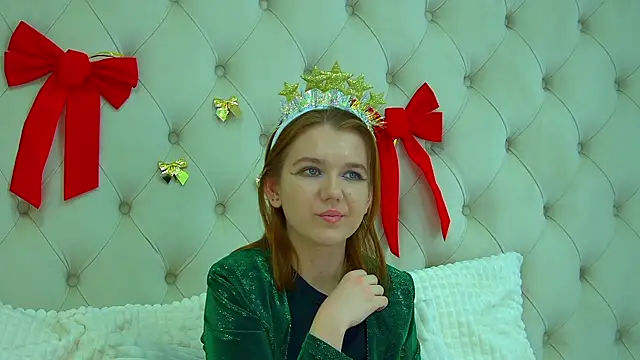 LessySmith online show from December 2024 09:52:02 AM