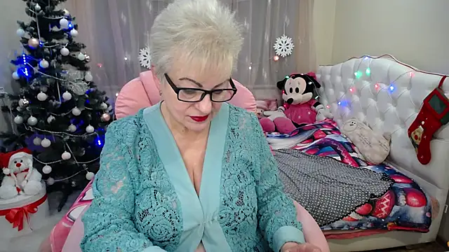 KayleSmoll online show from December 2024 10:26:02 PM