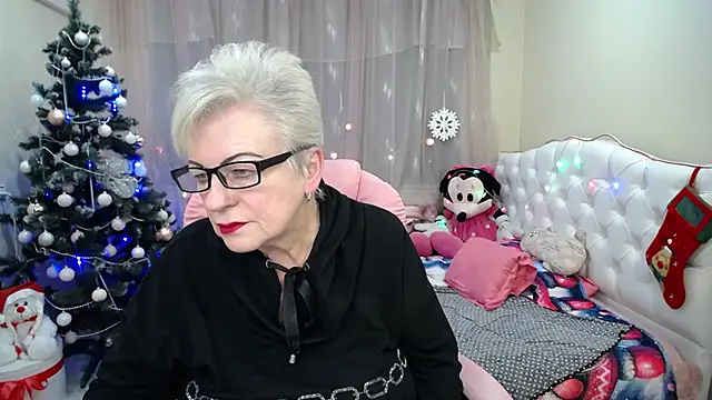 KayleSmoll online show from December 2024 02:06:02 AM