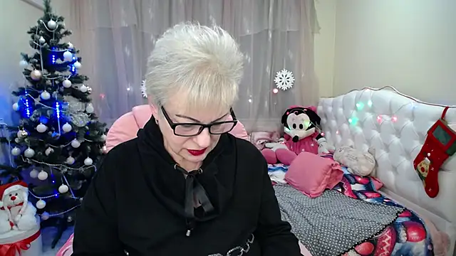 KayleSmoll online show from December 2024 05:10:02 AM