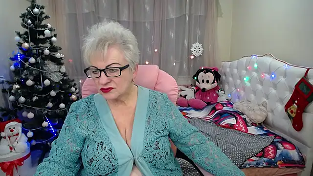 KayleSmoll online show from December 2024 04:38:02 AM