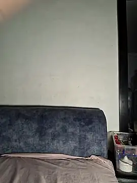 Kloemoretti online show from October 2025 05:30:01 AM