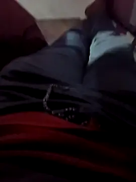 Suri2244 online show from November 2025 05:00:01 PM