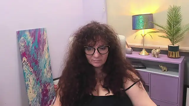 Alice xHeart online show from December 2024 09:33:02 AM