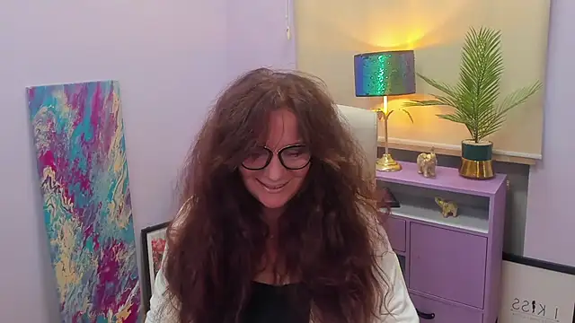 Alice xHeart online show from December 2024 09:36:02 AM