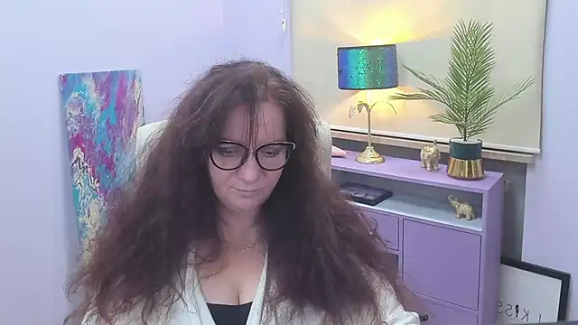 Alice xHeart online show from January 2025 06:03:02 AM