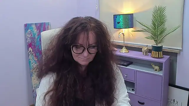 Alice xHeart online show from January 2025 09:05:01 AM