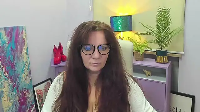 Alice xHeart online show from February 2025 06:30:02 AM