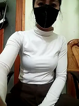 YunLem online show from December 2024 01:27:01 AM