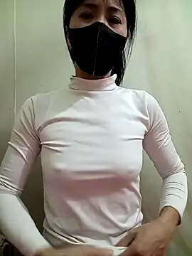 YunLem online show from December 2024 01:09:01 PM