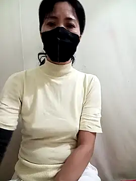 YunLem online show from December 2024 01:28:02 PM