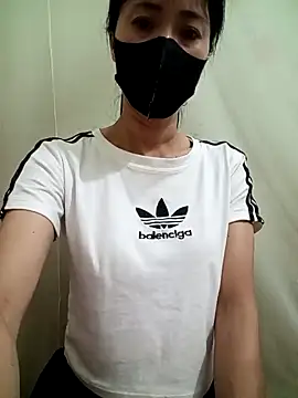YunLem online show from January 2025 01:05:02 AM