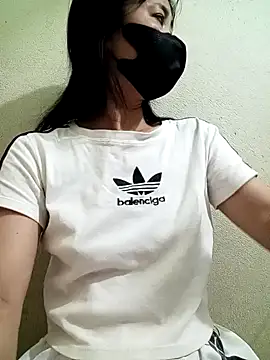 YunLem online show from February 2025 11:59:02 PM