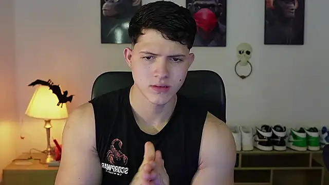 Snapshot of Hazzan_Velez chatting on November 2025 11:37:02 PM Hazzan Velez online show from November 2025 11:37:02 PM