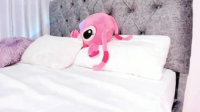 Snapshot of abbyfoxx_ chatting on February 2025 03:16:01 PM abbyfoxx online show from February 2025 03:16:01 PM