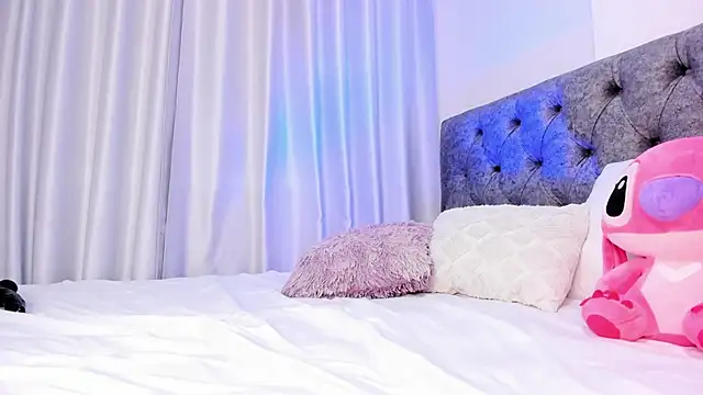 Snapshot of abbyfoxx_ chatting on March 2025 07:17:01 PM abbyfoxx online show from March 2025 07:17:01 PM