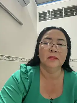 NDith online show from February 2025 09:00:01 PM