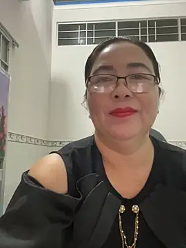 NDith online show from February 2025 12:13:01 PM