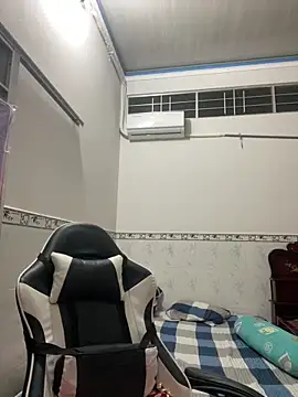 NDith online show from November 2025 10:23:02 PM