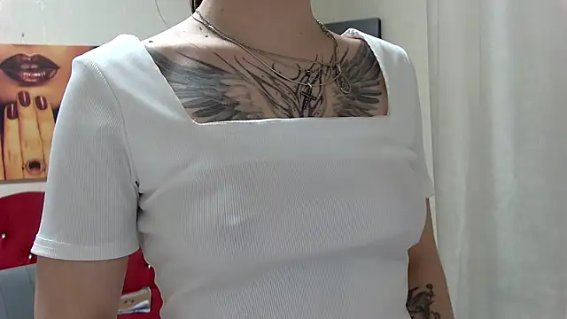 RoseHubbard online show from February 2025 03:01:02 PM