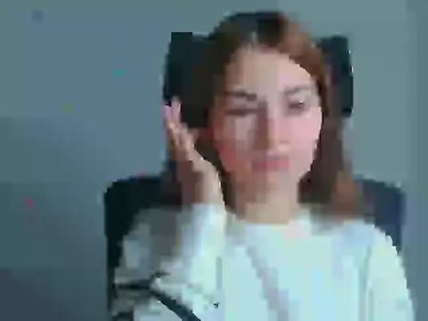 Loon Amore online show from October 2025 05:50:02 AM