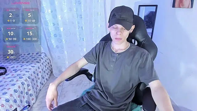 Matthew Boy  online show from March 2025 03:52:02 AM