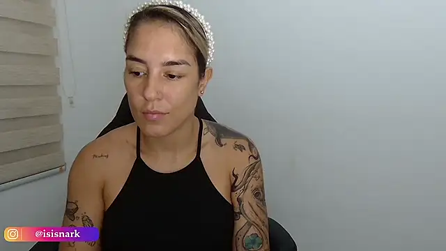 Snapshot of Isis69_ chatting on October 2025 11:24:02 PM Isis69 online show from October 2025 11:24:02 PM