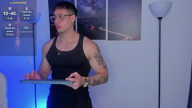 Snapshot of matt_saill chatting on October 2025 11:48:01 PM matt saill online show from October 2025 11:48:01 PM