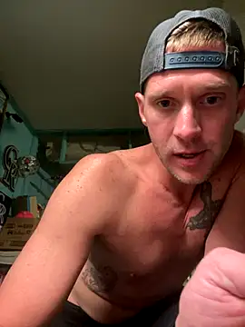 Snapshot of Camcam21 chatting on November 2025 06:33:01 AM Camcam21 online show from November 2025 06:33:01 AM