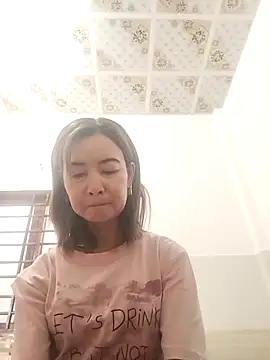 Snapshot of Sexy-ladyboobs20 chatting on October 2025 01:14:01 AM Sexy-ladyboobs20 online show from October 2025 01:14:01 AM