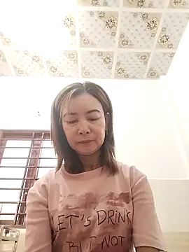 Snapshot of Sexy-ladyboobs20 chatting on October 2025 01:04:02 AM Sexy-ladyboobs20 online show from October 2025 01:04:02 AM