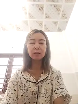 Snapshot of Sexy-ladyboobs20 chatting on November 2025 01:40:01 AM Sexy-ladyboobs20 online show from November 2025 01:40:01 AM