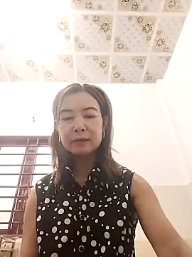 Snapshot of Sexy-ladyboobs20 chatting on November 2025 01:05:02 AM Sexy-ladyboobs20 online show from November 2025 01:05:02 AM