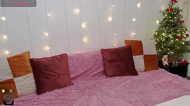 Snapshot of Ariana_Addams2 chatting on January 2025 08:55:01 PM Ariana Addams2 online show from January 2025 08:55:01 PM