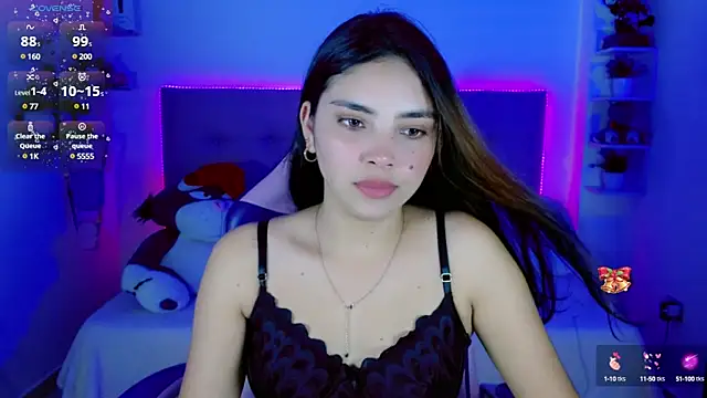 Snapshot of Kylie_brokee chatting on December 2024 09:12:02 PM Kylie brokee online show from December 2024 09:12:02 PM