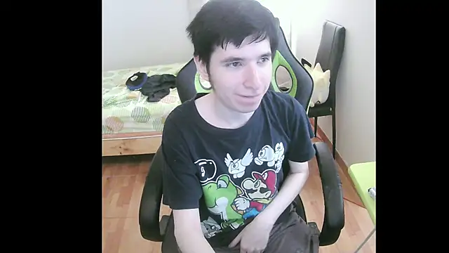 Snapshot of Twink_martinboy chatting on January 2025 05:04:01 PM Twink martinboy online show from January 2025 05:04:01 PM