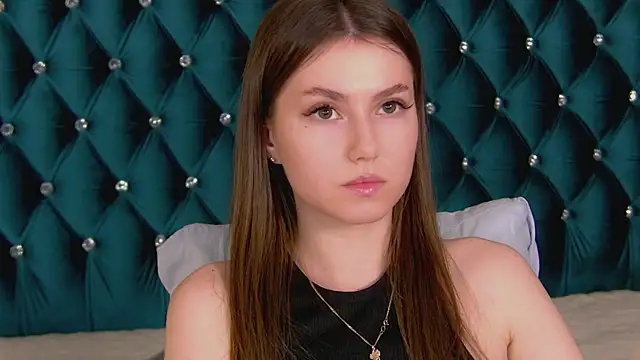 AliceMoreno online show from October 2025 05:13:02 PM