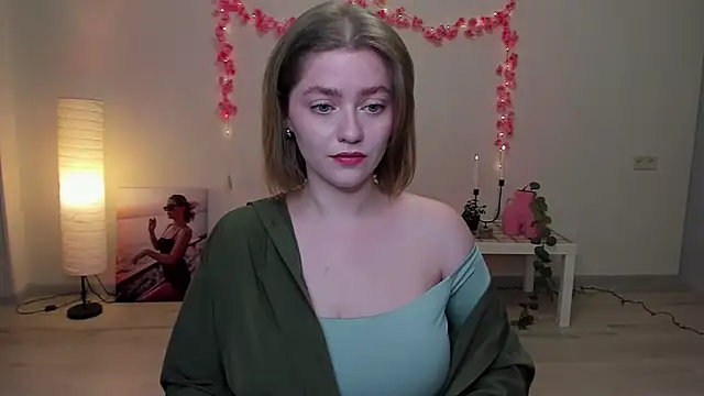 AidaPerry online show from January 2025 02:56:02 PM